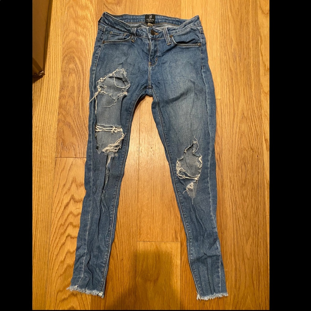 Just Black Extra distressed and ripped jeans!
